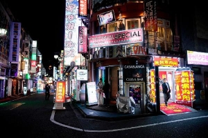 Hộp đêm và tụ điểm mại dâm - mắt xích yếu trong chống Covid-19 ở Nhật