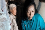 Ngôi nhà 1,3 mét giữa Hà Nội và cuộc sống người mẹ chăm con 46 tuổi như trẻ lên ba