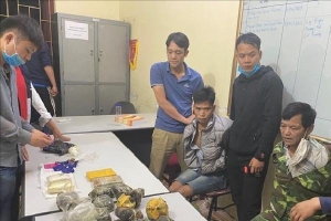 Bắt 4 đối tượng vận chuyển lượng lớn chất ma túy ở Sơn La