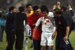 Nhà vô địch AFF Cup 2008 tiết lộ sự thật vụ 'quỳ lạy xin rời ĐTVN'