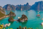 Vẻ đẹp của vịnh Hạ Long - nơi sở hữu gần 2.000 hòn đảo lớn nhỏ