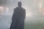 'Batman' xuất hiện giữa biểu tình, dân mạng Mỹ dậy sóng