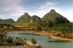 Truyền thuyết đau lòng về ngọn núi có hình bầu ngực kỳ lạ ở Trung Quốc