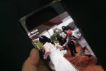 Vụ 'chú rể bế cô dâu' ở Bình Phước đã phơi bày điểm yếu của TikTok