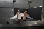 Ly kỳ những vụ chết đi sống lại: Sống dậy trên bàn mổ tử thi nhờ tiếng ngáy bí ẩn