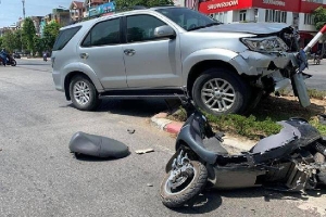 Nạn nhân vụ tai nạn bị xe biển xanh Nghệ An tông qua cơn nguy kịch
