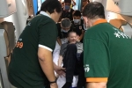 Cảnh di chuyển bệnh nhân 91 trên chuyến bay từ TP.HCM tới Hà Nội