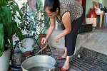 Thanh Hóa: Người dân thức đêm thay nhau 'canh giờ' lấy nước sinh hoạt