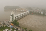 Lũ dâng mạnh trên sông 'bất kham' nhất TQ: Đập ở An Huy mở toàn bộ cửa xả, nhấn chìm 5 vạn mẫu đất