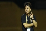 Chung Hae Seong: 'TP.HCM thua là lỗi HLV, nhưng trọng tài bắt ép'