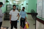 Nam tài xế GrabBike bị đâm 6 nhát ở Hà Nội xuất viện: 'Nhớ đến vẫn còn rất sợ hãi, khỏe lại tôi sẽ không chạy xe nữa'