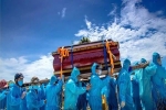 Nghẹn ngào cảnh đưa tang tại tâm dịch Covid-19 ở Quảng Nam