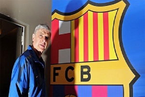 Arsene Wenger từ chối dẫn dắt Barca