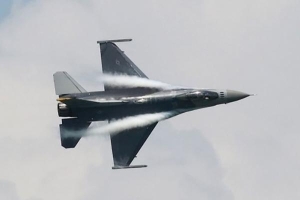 Đài Loan ký hợp đồng 62 tỷ USD mua 90 chiến đấu cơ F-16 từ Mỹ