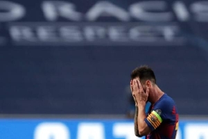 Messi đe dọa ra đi sau 'thảm họa' tại Champions League