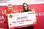 Vietlott trao 1.300 tỷ đồng cho người trúng giải trong 6 tháng đầu năm