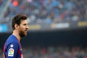 NÓNG: Messi bị thượng tầng Barca ép phải ra đi