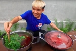 Con trai Bà Tân Vlog liên tục nấu cơm với nước ngọt 'nhuộm màu' để troll mẹ, dân mạng hết sức bất bình: Quá phí của!