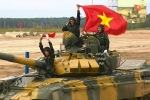 Đội xe tăng Việt Nam về đích đầu tiên trong trận ra quân