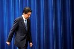 Văn phòng thủ tướng Nhật hỗn loạn sau quyết định từ chức của ông Abe