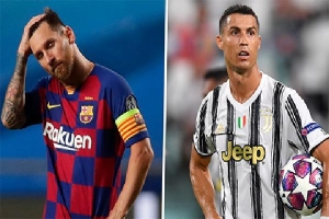 Juventus tiếp cận Messi, muốn hoàn tất 'Dream Team' với Ronaldo