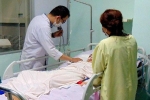 Vụ pate Minh Chay: 3 bệnh nhân ở TP.HCM thở máy, liệt tay chân