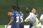 Cầu thủ nữ ở giải VĐQG Trung Quốc gây sốc với cú đấm thẳng vào mặt đối phương, khơi nguồn màn loạn đả trên sân