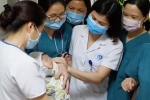 Bé sơ sinh là thai nhi 31 tuần tuổi bị phá bỏ xuất viện, về tổ ấm mới
