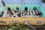 Trường Tiểu học ở Huế tan hoang, cây đổ và tốc mái hàng loạt lớp học do bão số 5