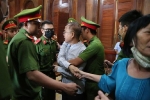 Hình ảnh, tình tiết đáng chú ý ở phiên tòa xét xử ông Nguyễn Thành Tài và bà chủ Hoa Tháng Năm