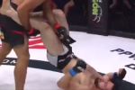 Clip: Bị quật ngã xuống sàn, võ sĩ MMA vẫn hạ đối thủ bằng đòn đá khó tin