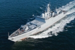 Tàu chiến Nga va chạm tàu hàng