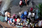 Truy xét người phụ nữ nghi chở con dàn cảnh trộm tiền của cụ bà bán tạp hóa ở Sài Gòn