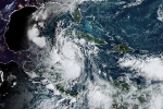 Tin bão mới nhất: Bão Delta chuẩn bị đổ bộ, đe dọa miền nam nước Mỹ