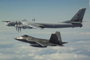 Nguy cơ xung đột Mỹ - Nga từ các vụ ngăn chặn trên không
