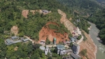 Hà Giang: Khoảng 40.000m3 đất, đá sạt xuống nhà ở của người dân tại Hoàng Su Phì