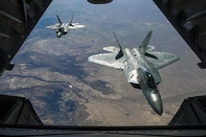 Mỹ gây chấn động khi đồng ý bán F-22 Raptor cho Israel