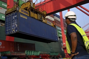 Sri Lanka trả Anh container rác thải chứa bộ phận cơ thể người