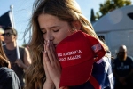 Người ủng hộ ông Trump cầu nguyện, mong thế trận đảo chiều