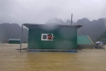 Bão số 12 Etau vào Việt Nam: Dân có nên thủ sẵn nhà nổi chống lụt?