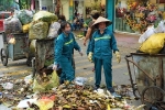 Hà Nội yêu cầu xử lý trách nhiệm nhà thầu để rác ngập ở Yên Phụ