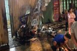 Hưng Yên: Nữ lao công bị ôtô đi ngược chiều tông tử vong thương tâm