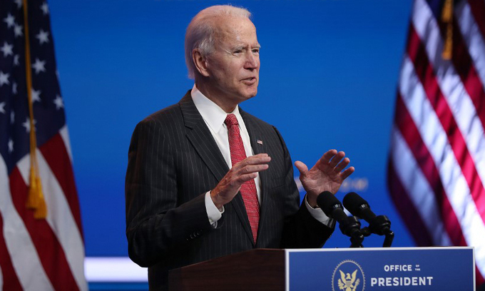 Tổng thống đắc cử Mỹ Joe Biden phát biểu trong cuộc họp báo tại Wilmington, bang Delaware, hôm 19/11. Ảnh: AFP.