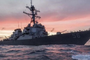 Mỹ phản ứng vụ tàu khu trục bị tàu chiến Nga dọa đâm