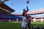 Messi suýt tái hiện 'Bàn tay của Chúa', cởi áo tưởng nhớ Maradona