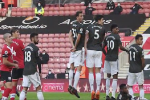 Điểm tin 30/11: Cavani nguy cơ bị phạt cực nặng sau trận thắng Southampton