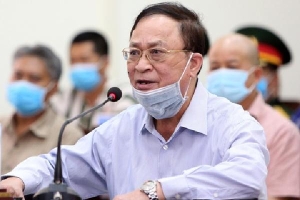 Đô đốc Nguyễn Văn Hiến tái hầu tòa cùng Út 'Trọc'