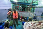 Cứu 12 ngư dân gặp nạn trên biển Cù Lao Chàm
