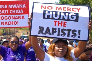 Con gái suýt bị cưỡng hiếp, người cha giết hung thủ ở Malawi