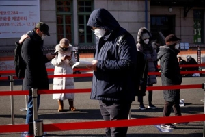 Hàn Quốc phát hiện 3 người từ Anh nhiễm biến chủng mới của virus